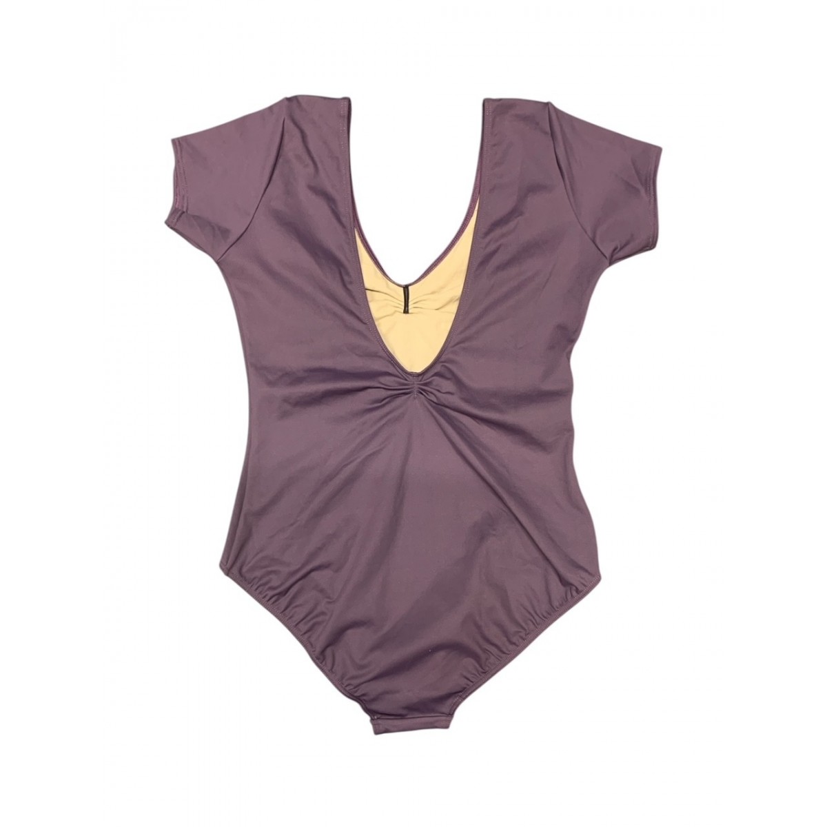 IntermezzoDragtmedkortermerogrynkBlommefarve-01