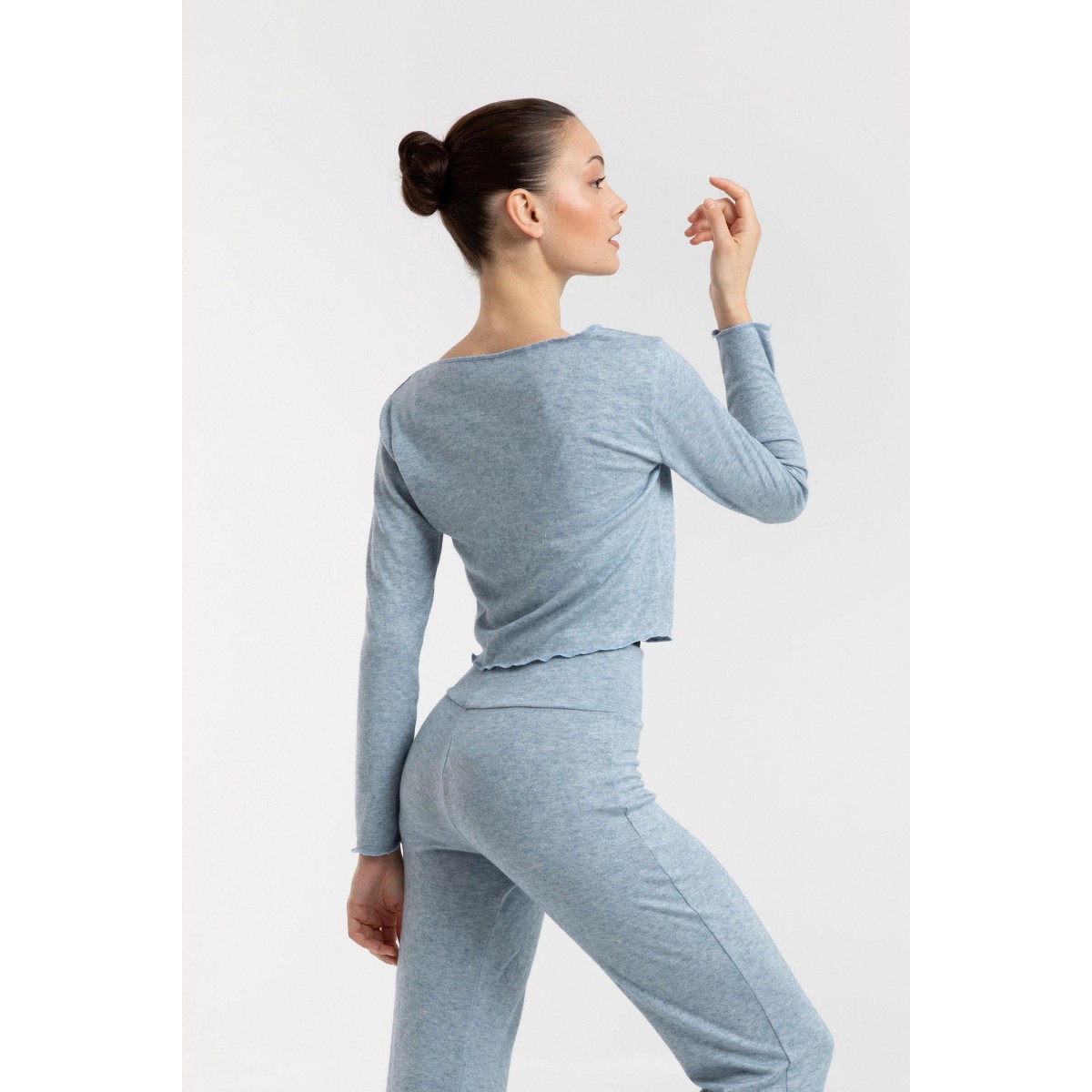 Intermezzobldblusetilbrn2farver-01